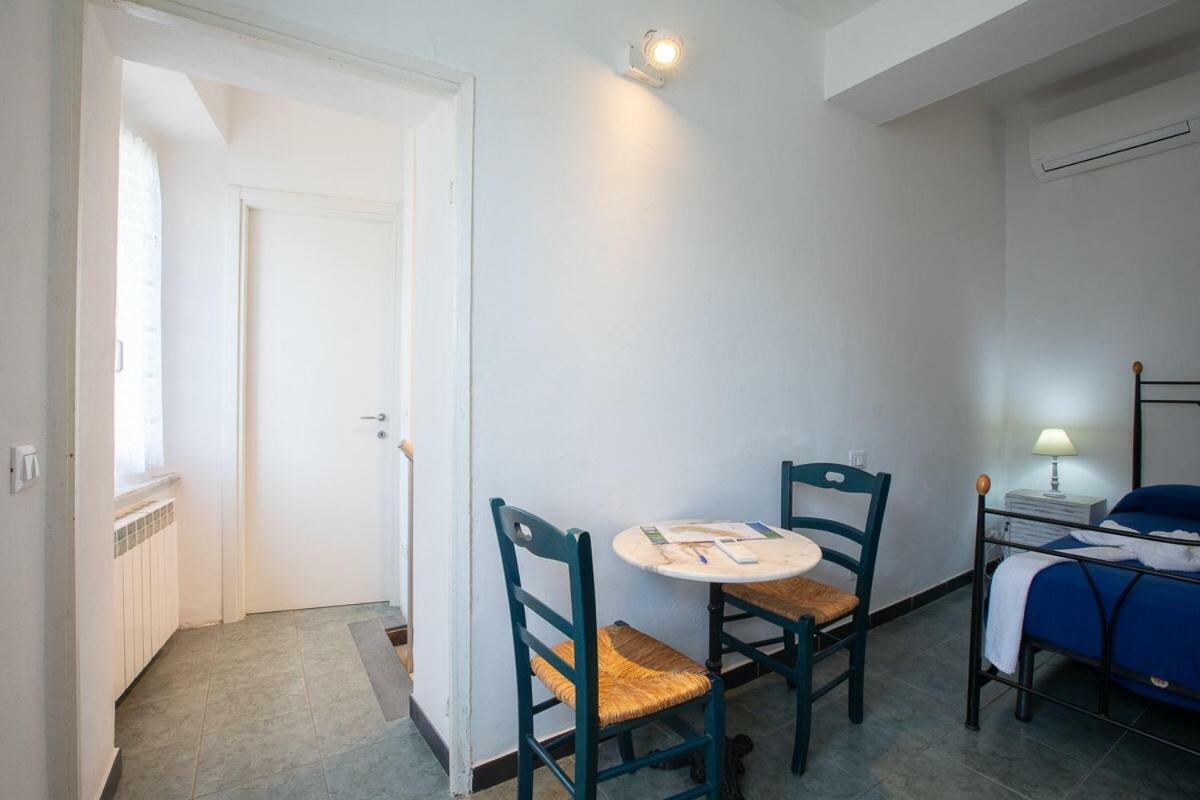 The 5 Terre Hotel Riomaggiore Ngoại thất bức ảnh